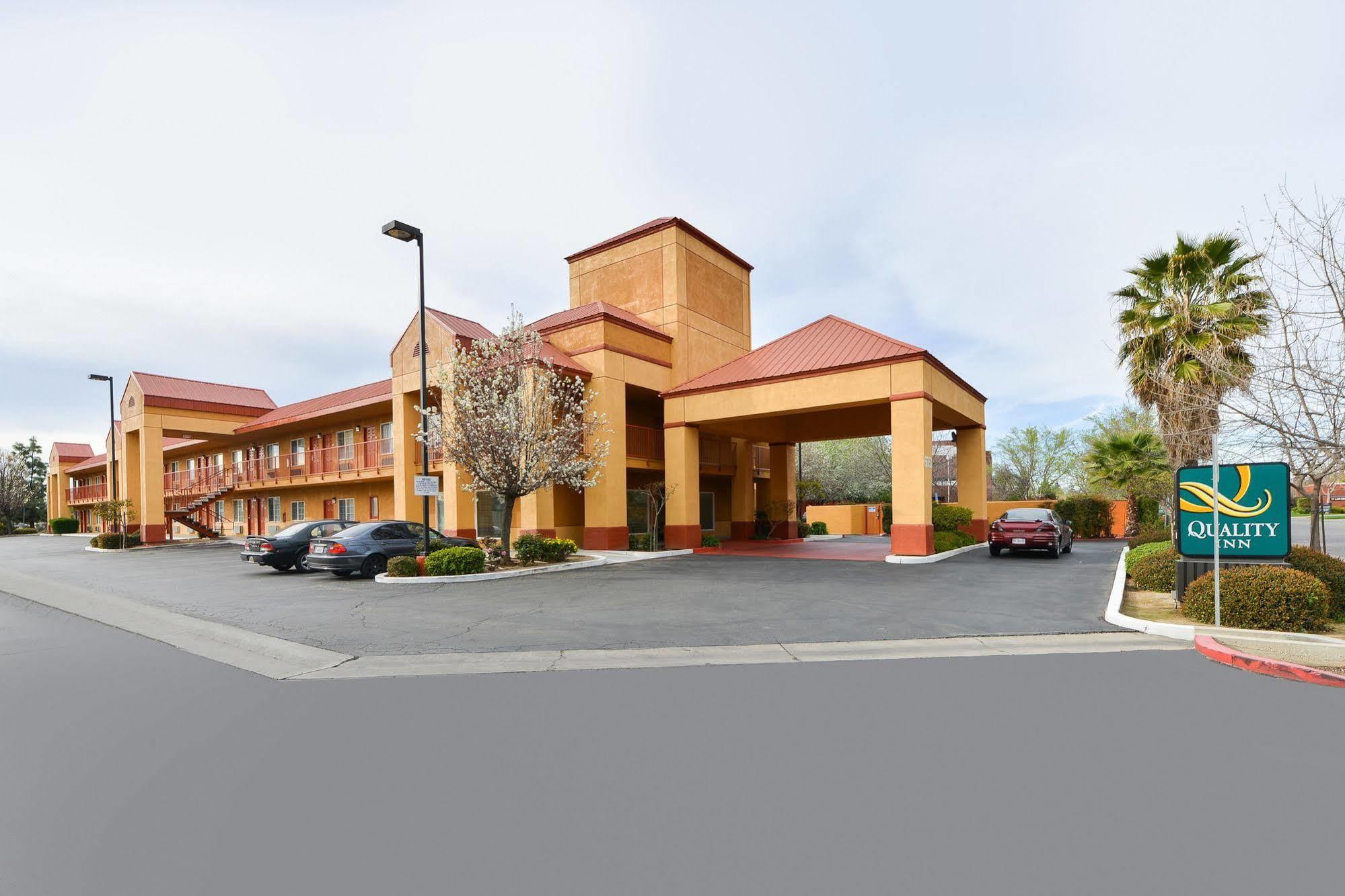 Quality Inn Fresno Near University Exterior foto